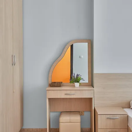 Apartment 1-bedroom In A Quiet Area Sunny By Flat Mаnager